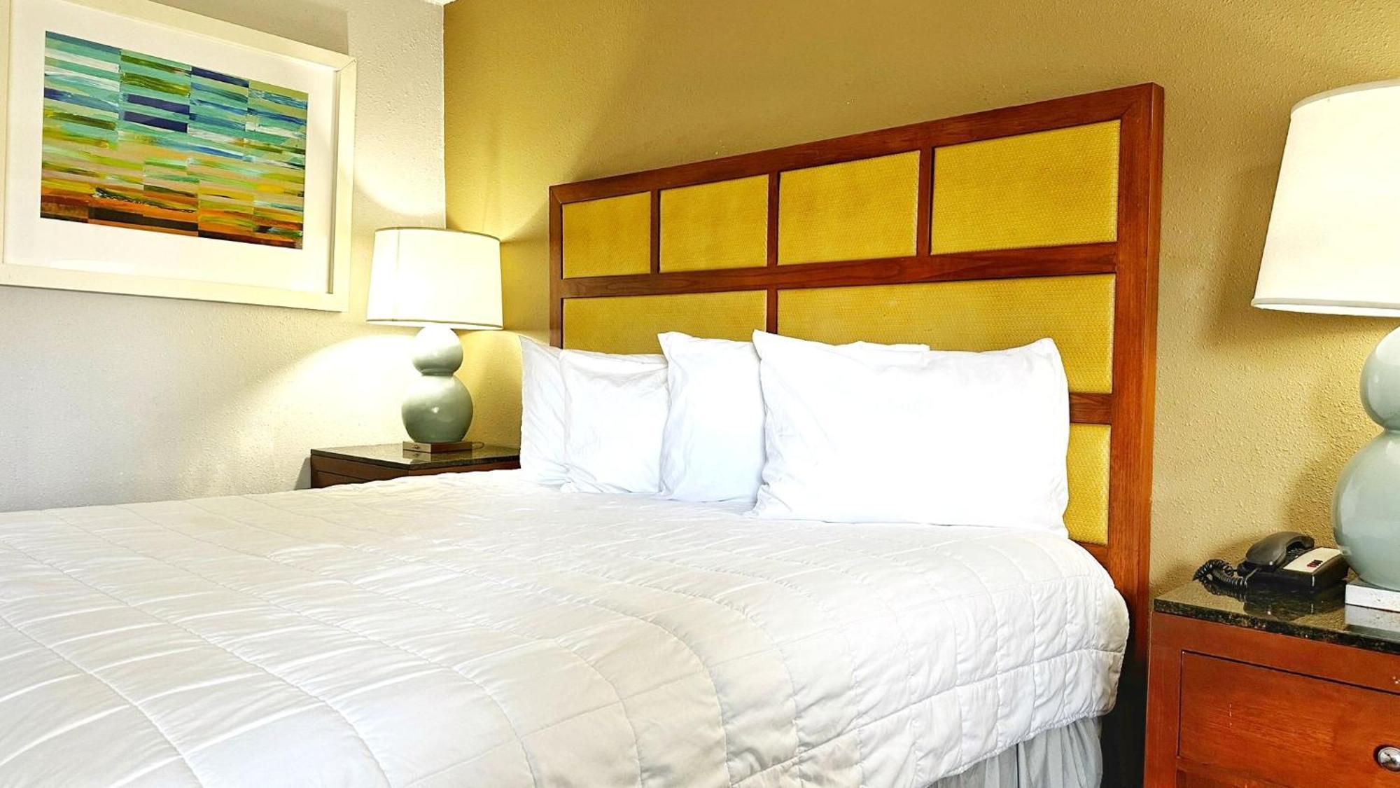 Baymont Inn And Suites By Wyndham Columbus / Near Osu Esterno foto