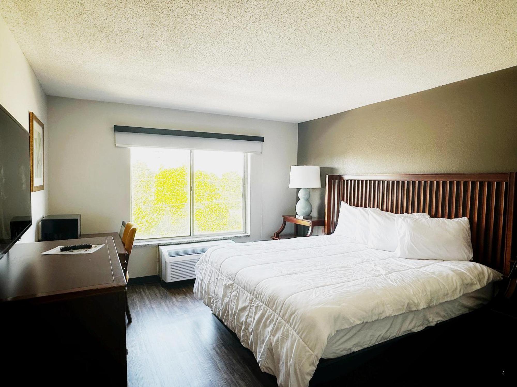 Baymont Inn And Suites By Wyndham Columbus / Near Osu Esterno foto